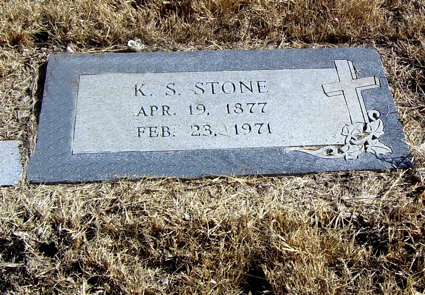 aa-pa-stone-grave.jpg